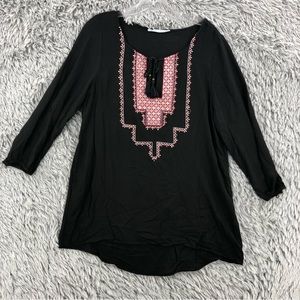 Maurices Top Womens Medium Southwest Aztec Tassle Tie Accent Black Shirt